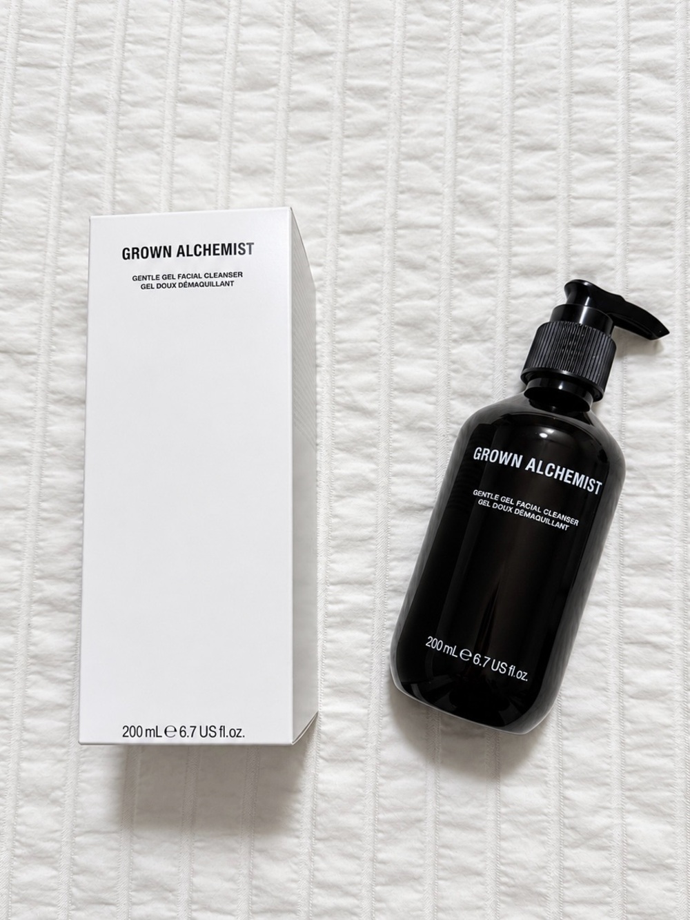 Grown Alchemist Gentle Gel Facial Cleanser — Black & White 200 ml NEW!
